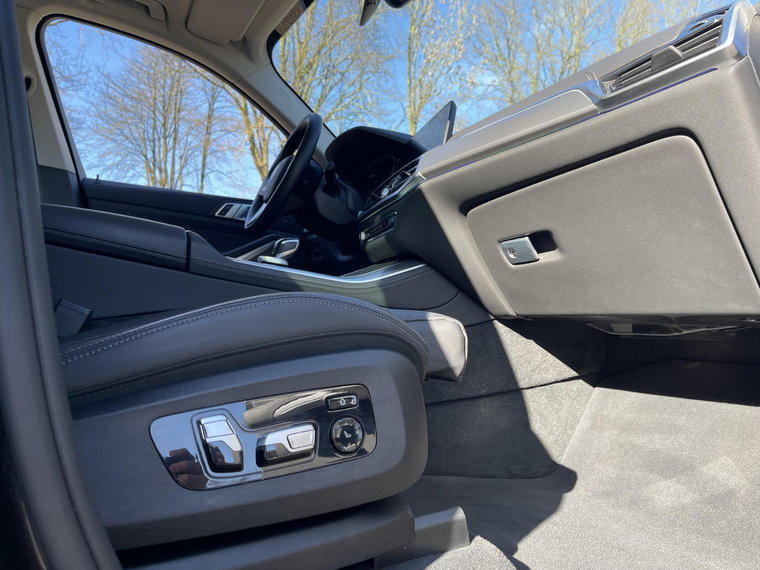 Vehicle Image 26