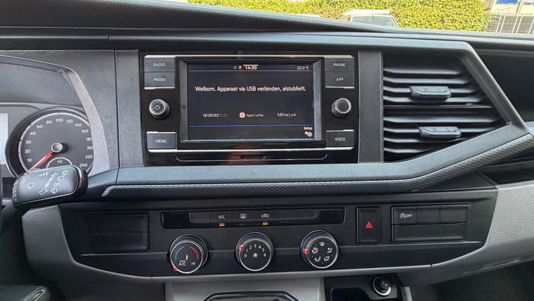 Vehicle Image 24