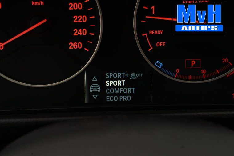 Vehicle Image 52