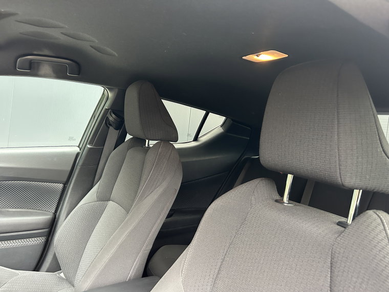 Vehicle Image 11