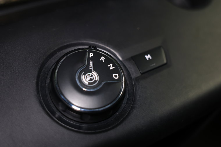 Vehicle Image 23