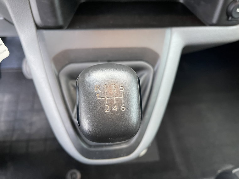 Vehicle Image 24