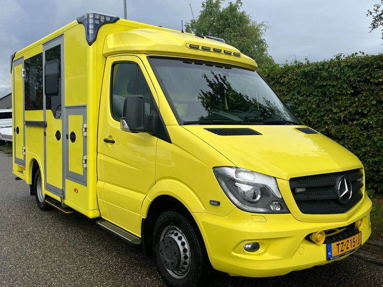Vehicle Image 27