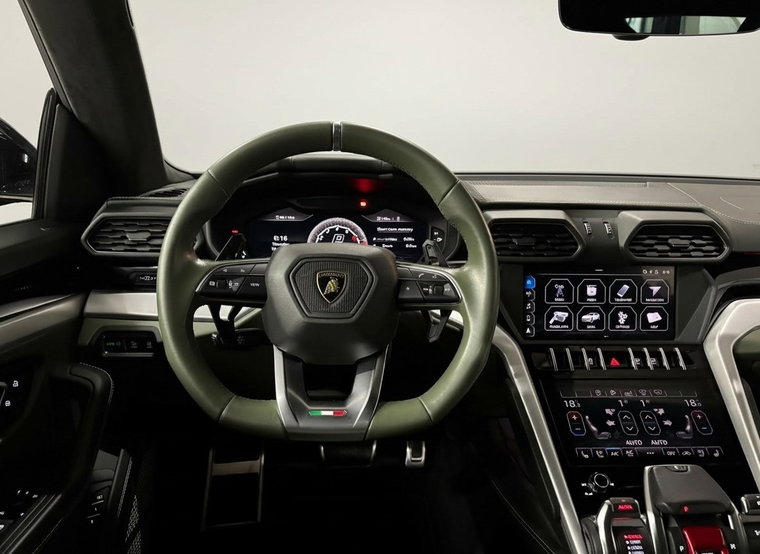 Vehicle Image 18