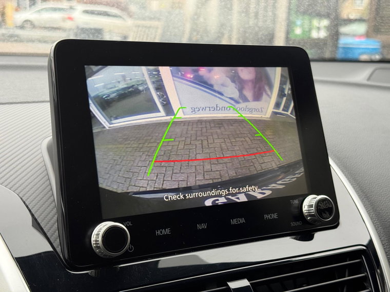 Vehicle Image 19