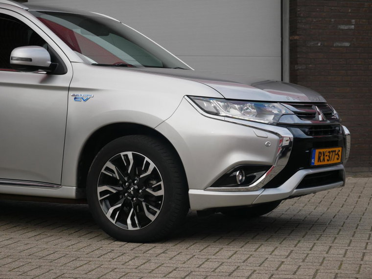 Vehicle Image 30