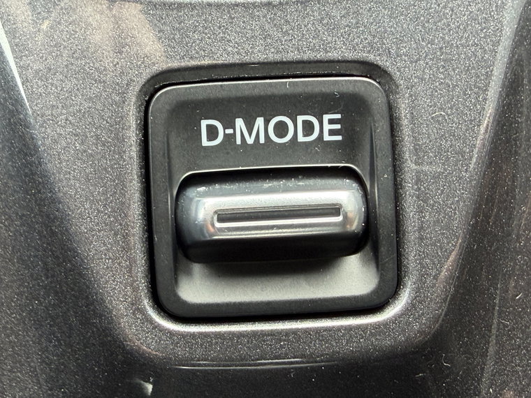 Vehicle Image 27