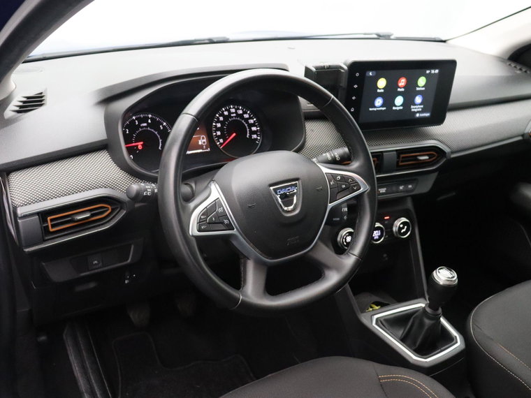 Vehicle Image 16