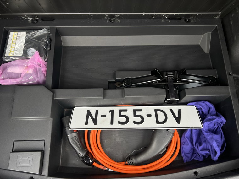 Vehicle Image 33