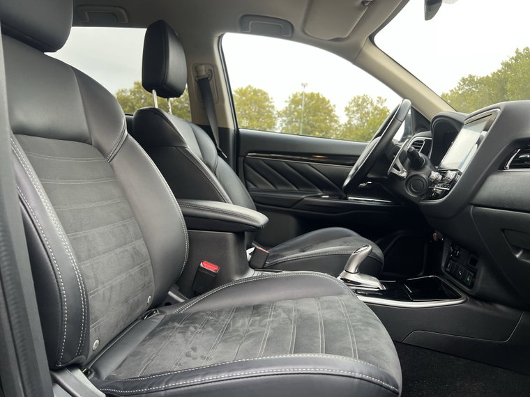 Vehicle Image 37