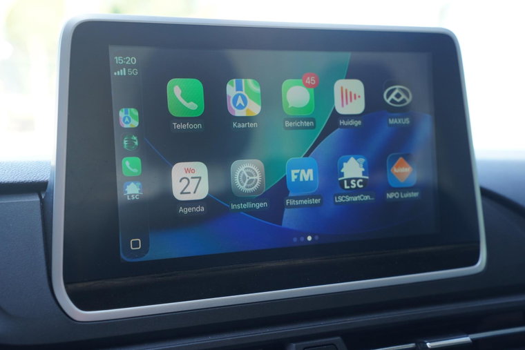 Vehicle Image 30