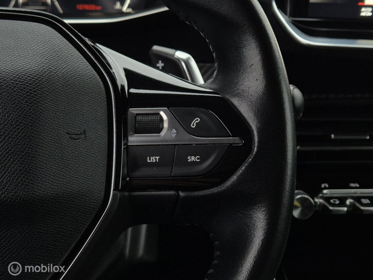 Vehicle Image 42