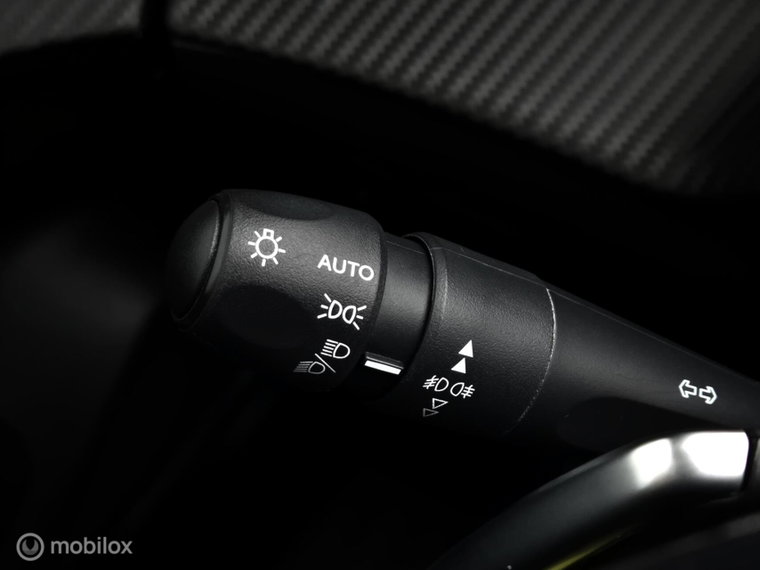 Vehicle Image 48