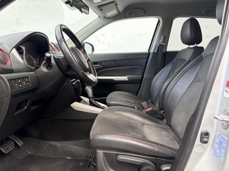 Vehicle Image 14