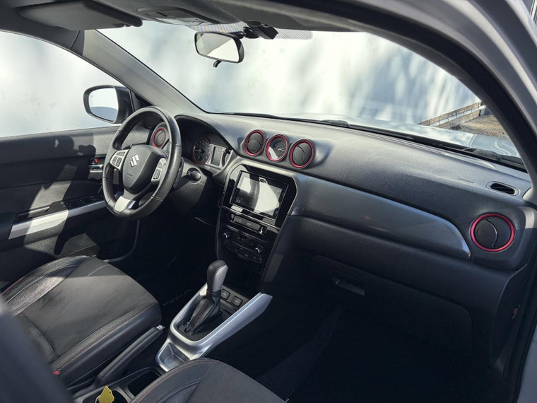 Vehicle Image 19