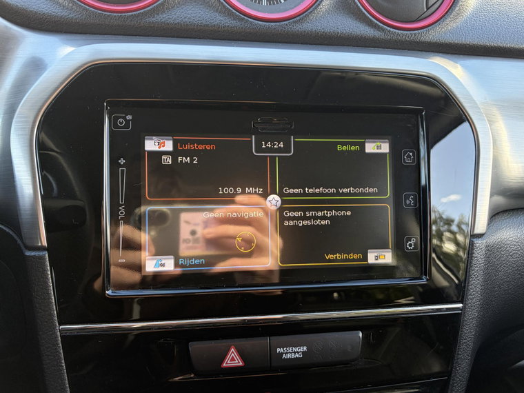 Vehicle Image 30