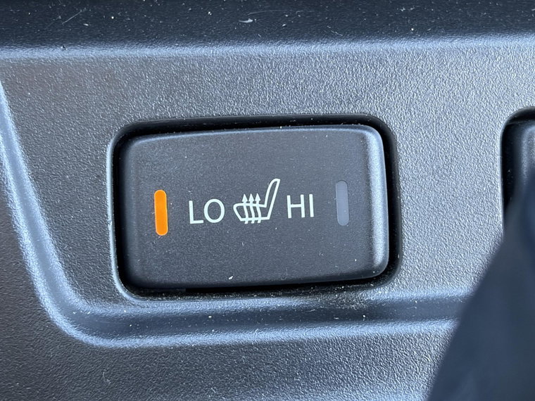 Vehicle Image 32