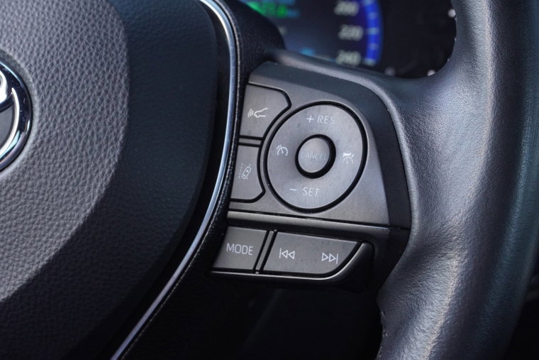Vehicle Image 12