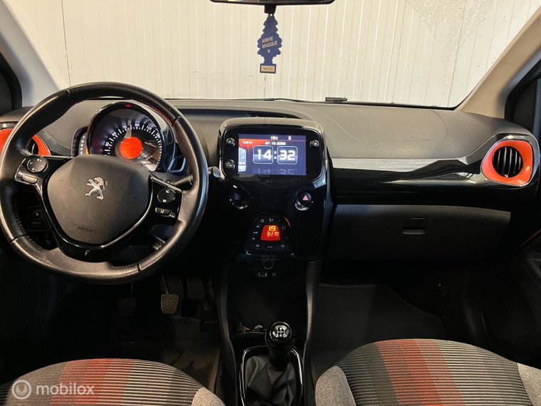 Vehicle Image 22
