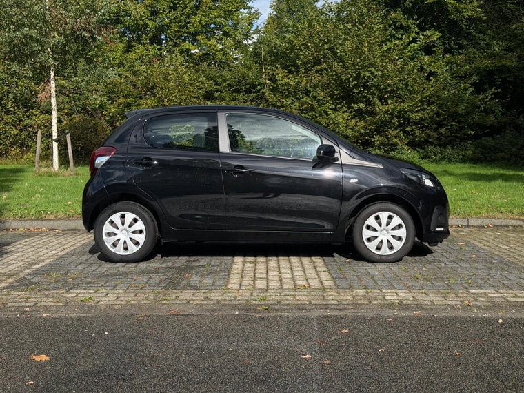 Vehicle Image 18