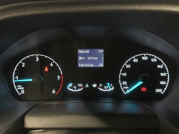 Vehicle Image 33