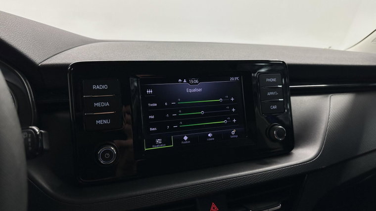 Vehicle Image 35