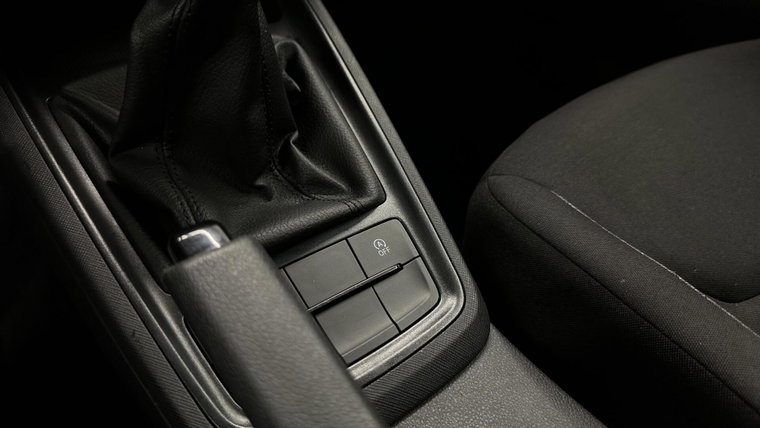 Vehicle Image 39