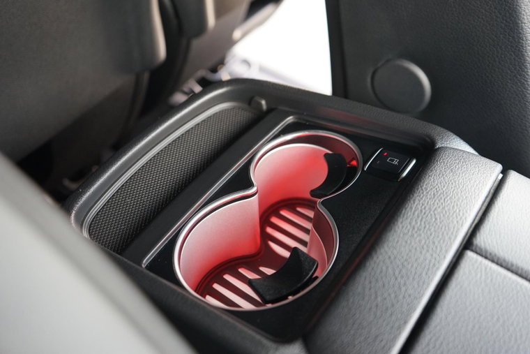 Vehicle Image 21
