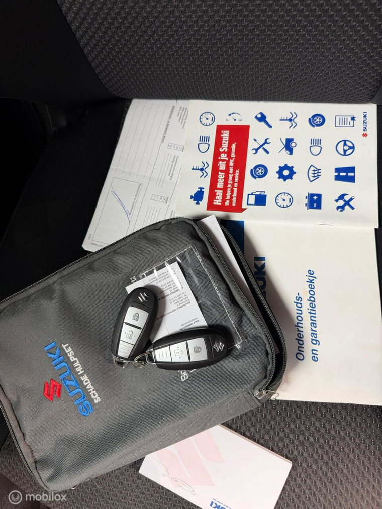 Vehicle Image 11