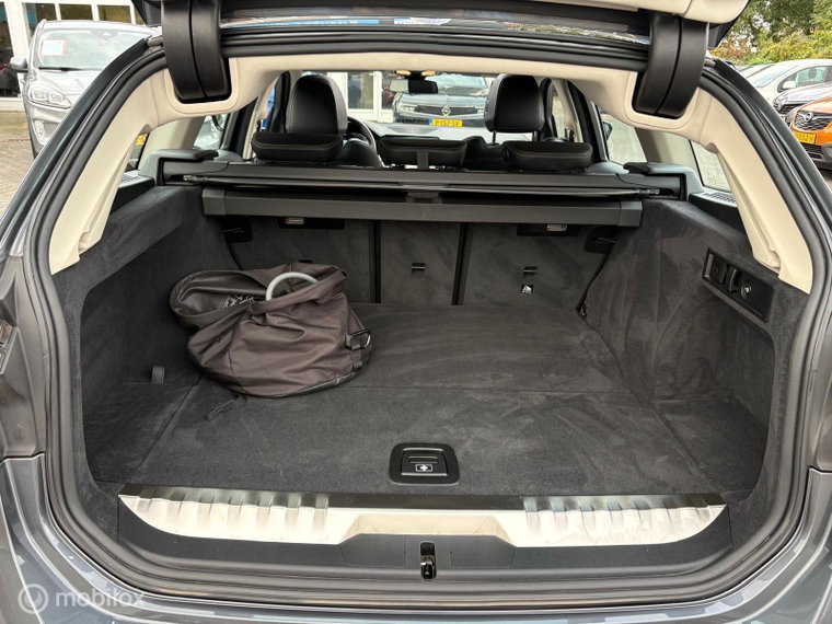 Vehicle Image 41