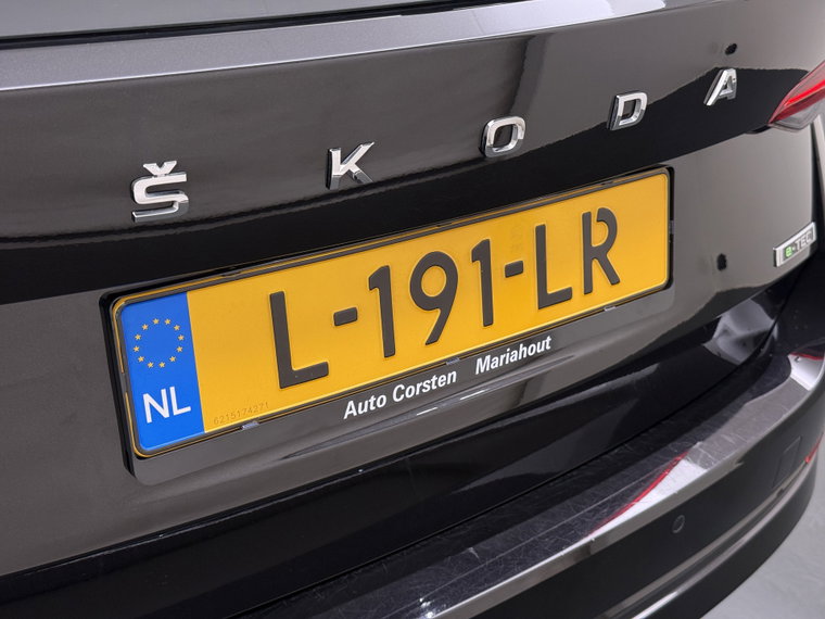 Vehicle Image 42