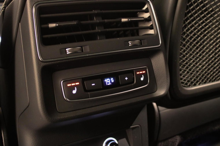 Vehicle Image 41