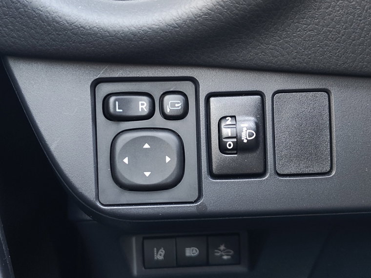 Vehicle Image 24