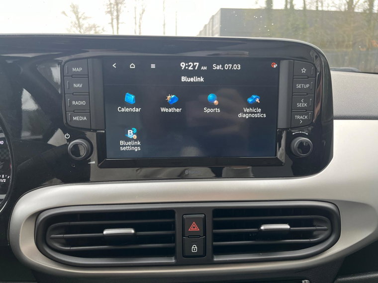 Vehicle Image 32