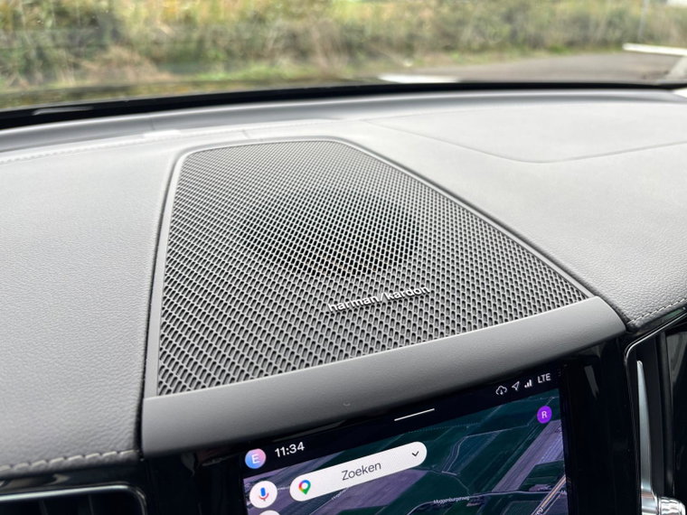 Vehicle Image 28