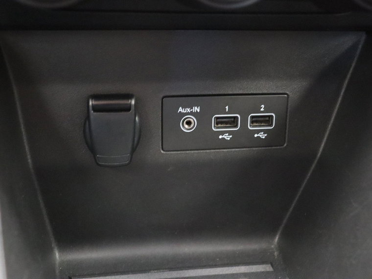 Vehicle Image 26