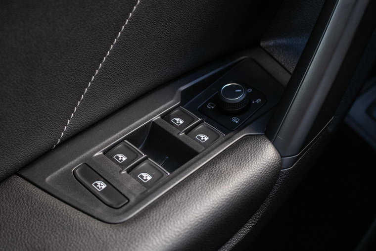 Vehicle Image 47