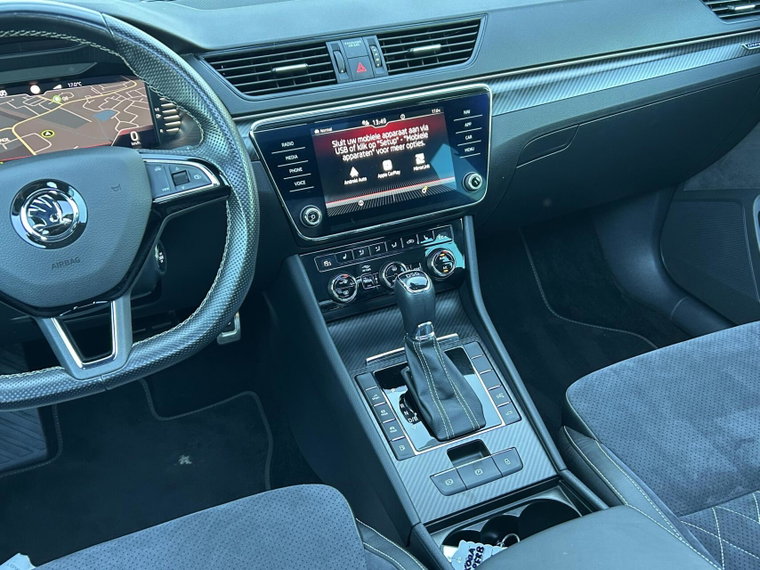 Vehicle Image 22
