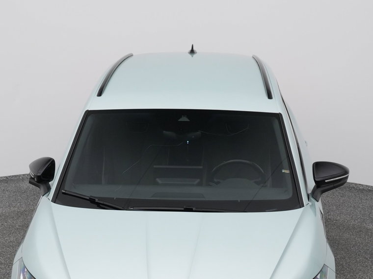 Vehicle Image 33