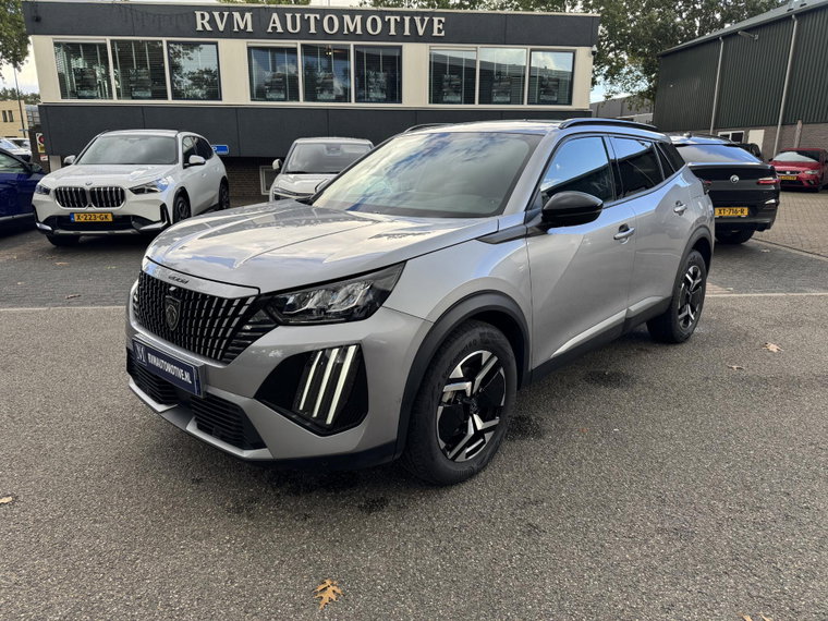 Vehicle Image 25