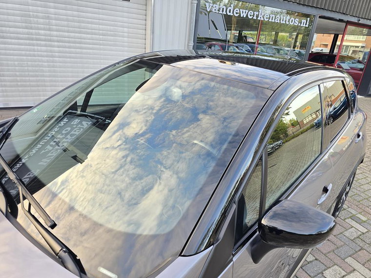 Vehicle Image 38