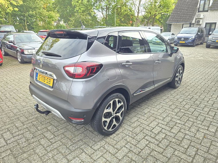 Vehicle Image 40