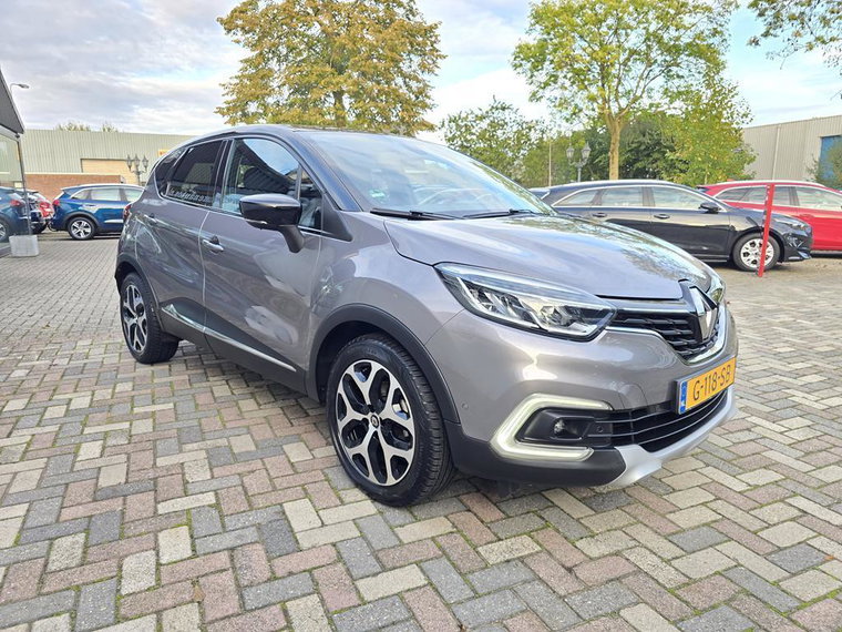 Vehicle Image 42