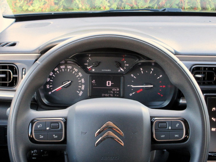 Vehicle Image 12