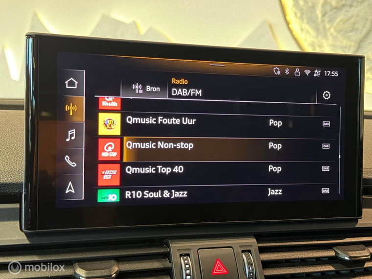 Vehicle Image 36