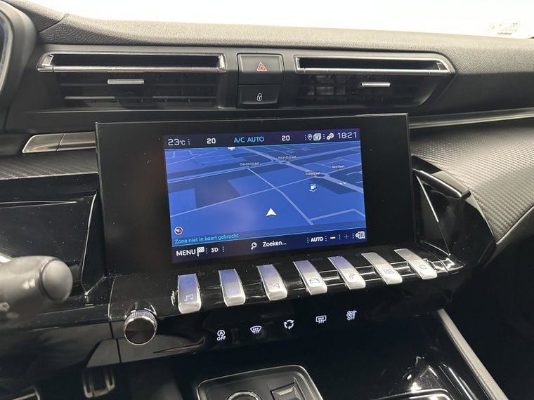 Vehicle Image 33