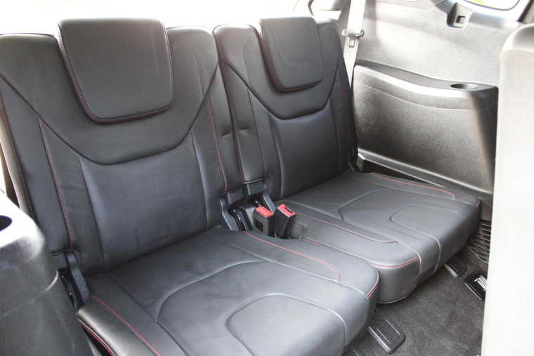 Vehicle Image 18