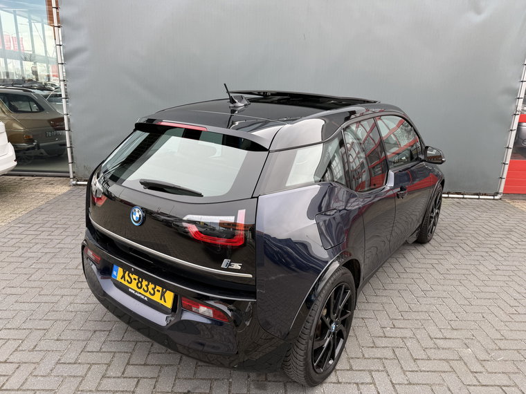 Vehicle Image 26