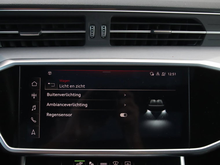 Vehicle Image 52