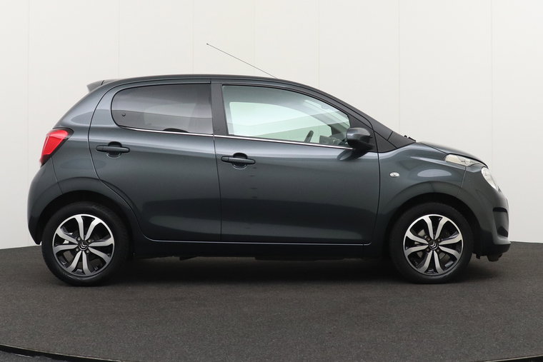 Vehicle Image 6